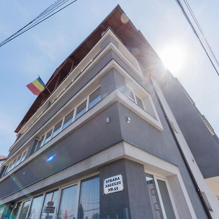 Rania Apartments คลูจ-นาโปกา ภายนอก รูปภาพ