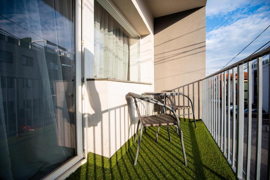 Rania Apartments คลูจ-นาโปกา ภายนอก รูปภาพ